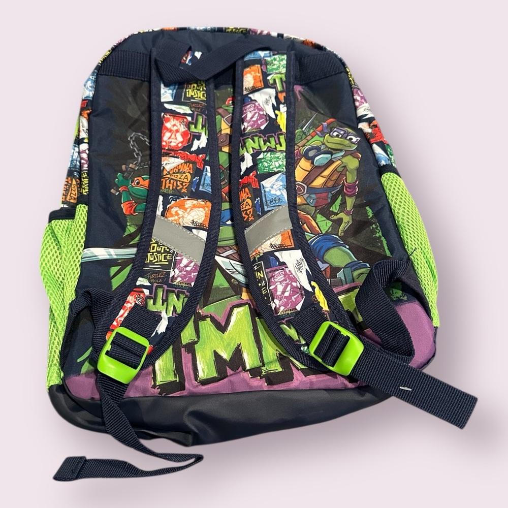 Kids Tales Of The Teenage Mutant Ninja Turtles 3D Glow In The Dark Backpack - Picture 6 of 10